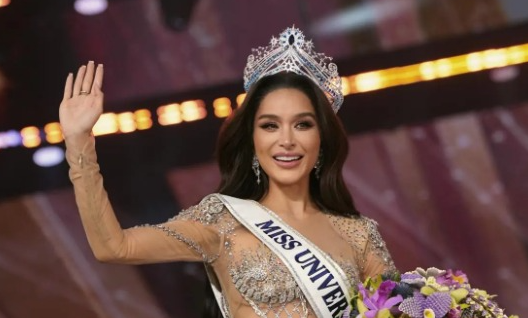 Tharina Botes Buktikan Status Mega Favorit, Resmi Jadi Miss Universe Thailand 2026